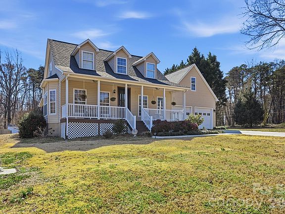 2nd image of 7335 Broad Wing Ln