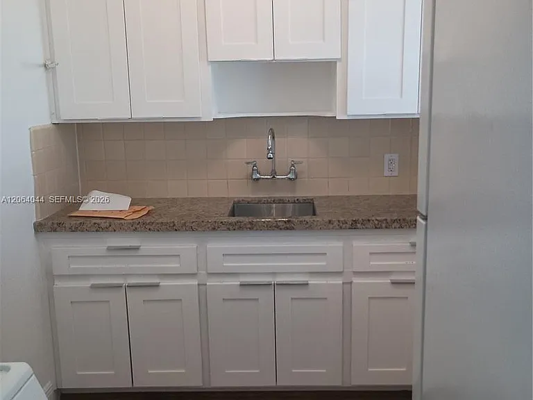545-74 NW Eight Street Rd #8 — Photo 5