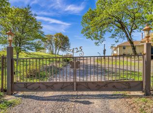 6425 Appaloosa Way, Redwood Valley, CA 95470