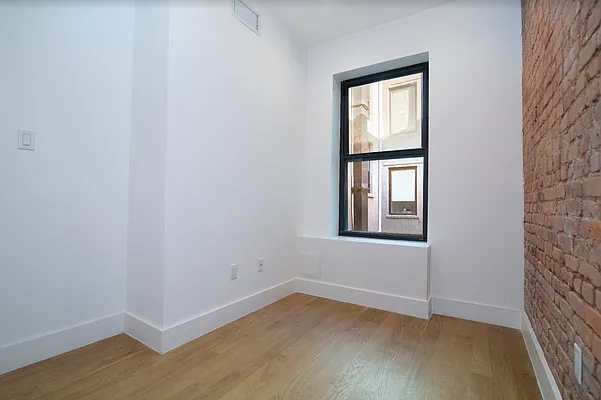 Rented by REAL New York | media 5