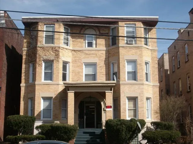 Primary Photo - 211 S Millvale Ave
