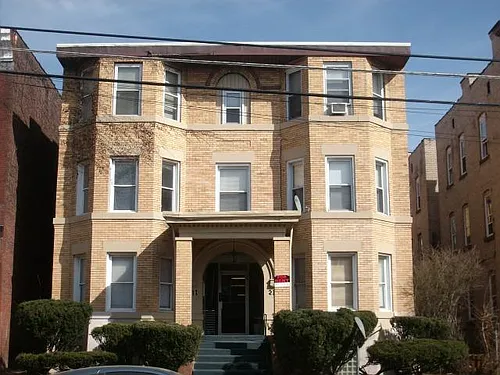 211 S Millvale Ave Photo 1