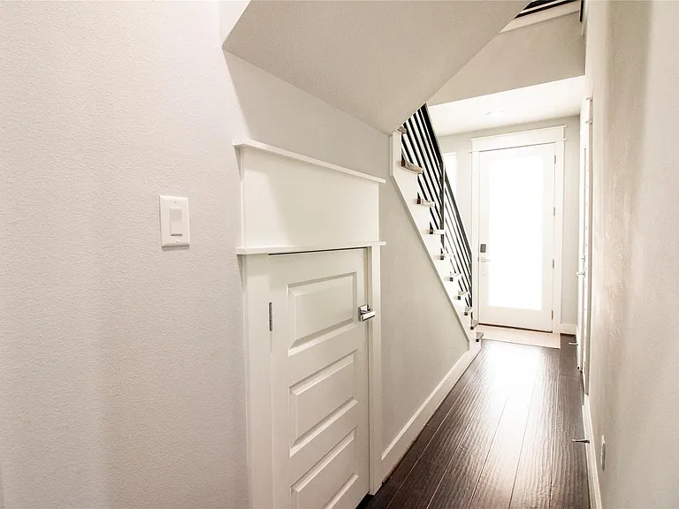 413 Gregg St — Photo 9