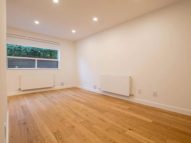 260 Gamble Ave #3 — Photo 6