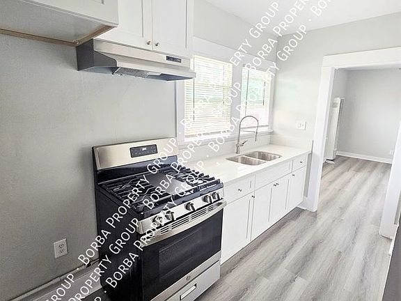 4th image of 1213 E 2nd St