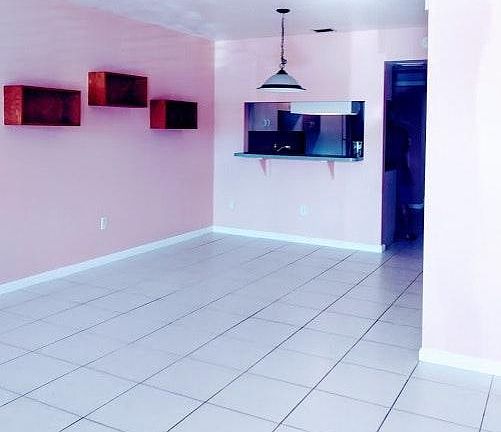 living room/dining room