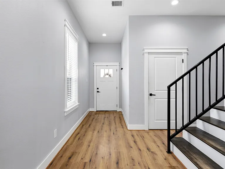 6476 Tc Jester Blvd — Photo 5