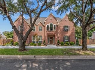 6820 Savannah Ln, Fort Worth, TX 76132