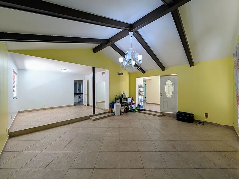 3848 W North Ln — Photo 19