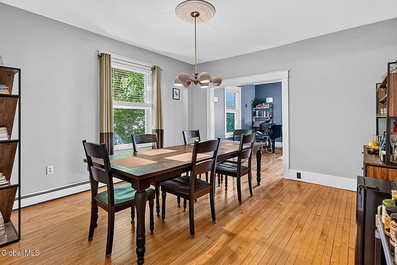 5th image of 518 Rankin Avenue