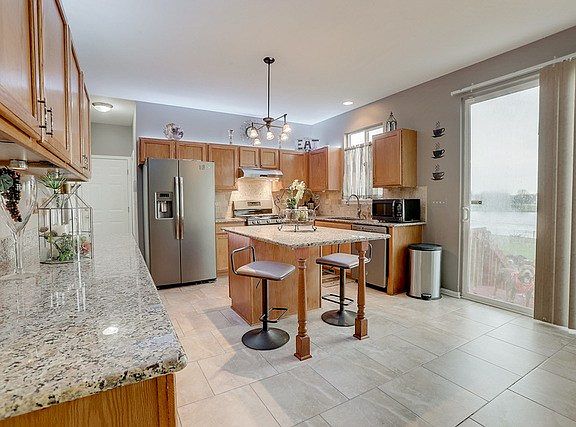 3rd image of 6209 Longford Dr