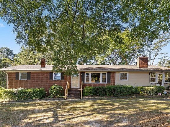 2nd image of 415 Princess Anne Dr