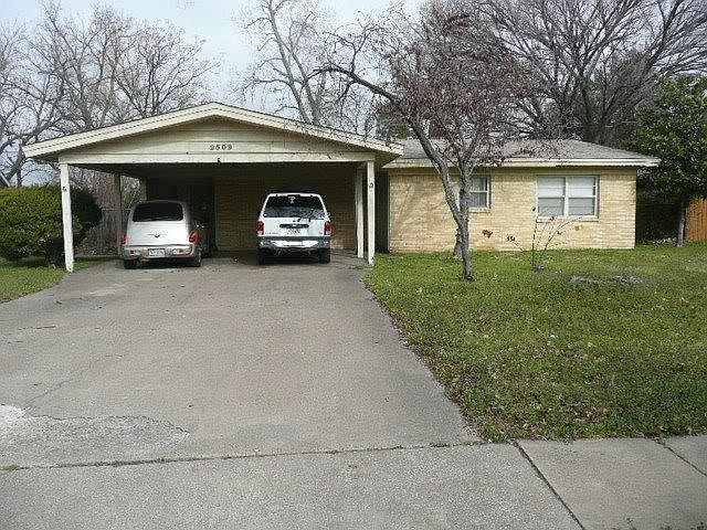 1st image of 2509 Roger Williams Dr