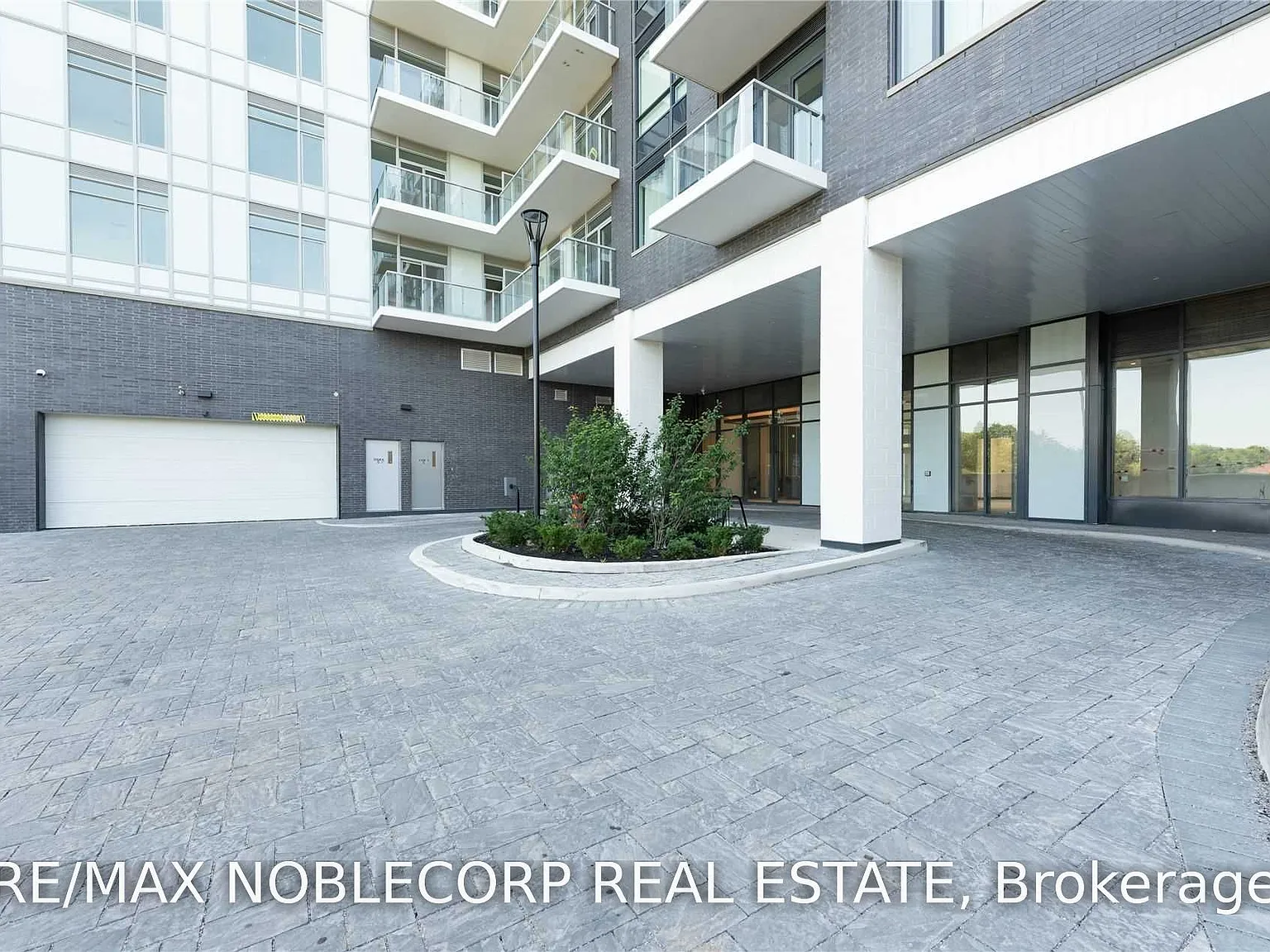 2 bed, $2,800 — Photo 2