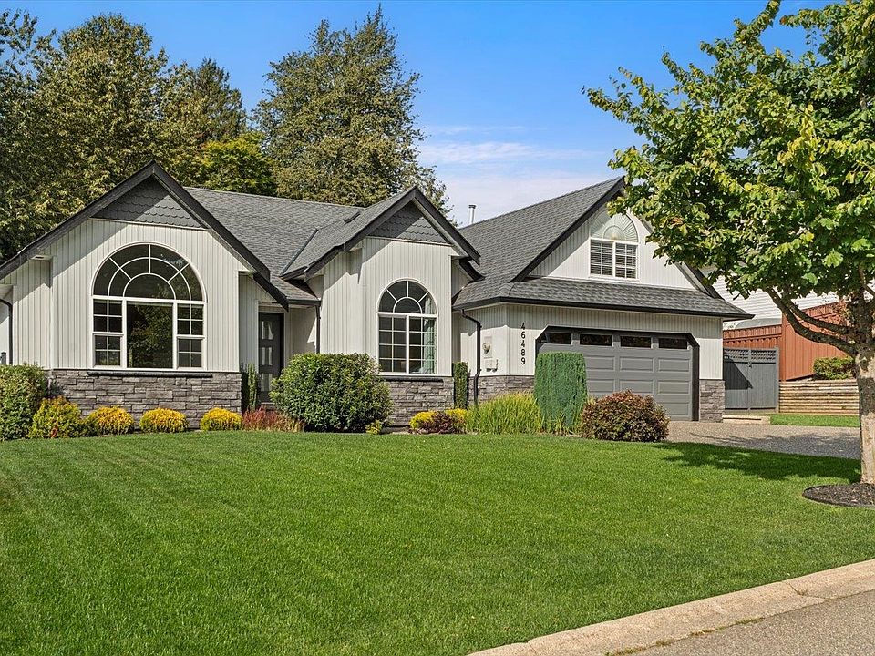 1st image of 46489 Edgemont Pl