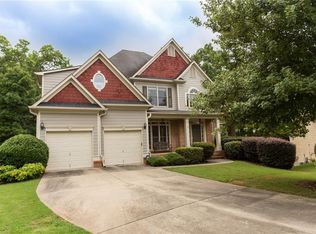 372 Shawnee Indian Ln, Suwanee, GA