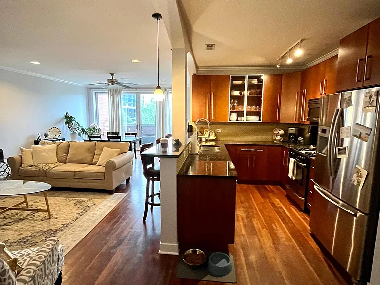 825 N Hudson Ave #4D — Photo 4