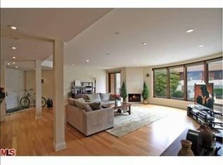 1825 Fox Hills Dr APT 201, Los Angeles, CA 90025