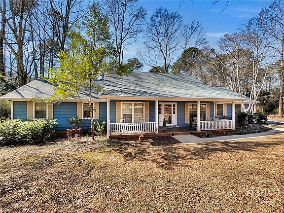 2nd image of 306 Cedar Springs Drive