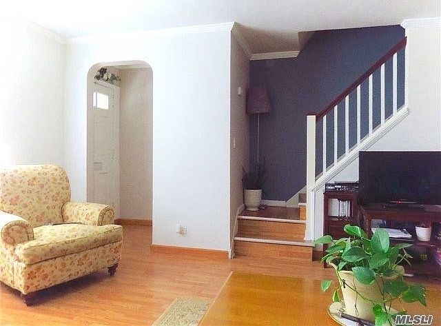 2nd image of 16618 Jewel Ave
