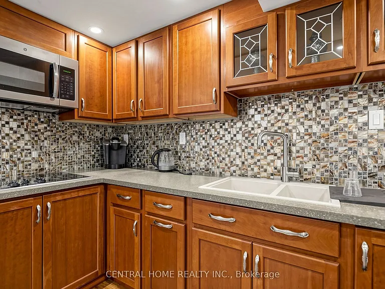 307 Alex Doner Dr N #1 — Photo 16