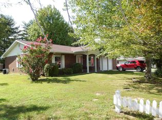 111 Mallard Ln, Anna, IL 62906