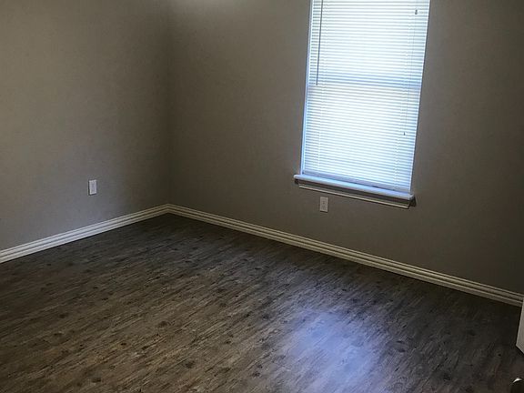 2nd image of 1212 Ozier St APT A