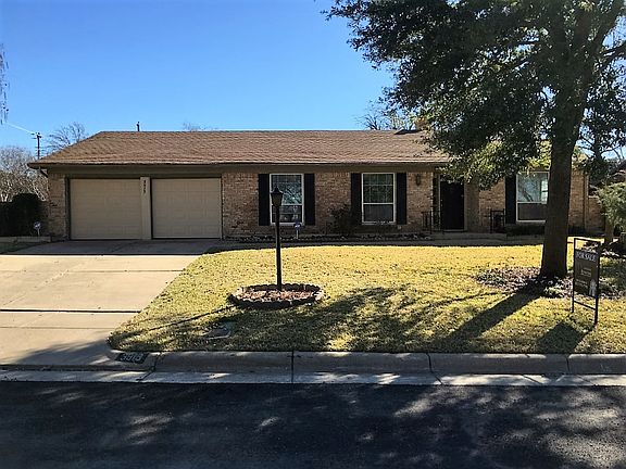 2nd image of 3913 Cartist Dr