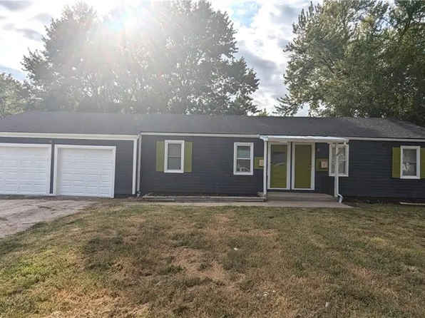 5614 Quivira Rd, Shawnee, KS 66216