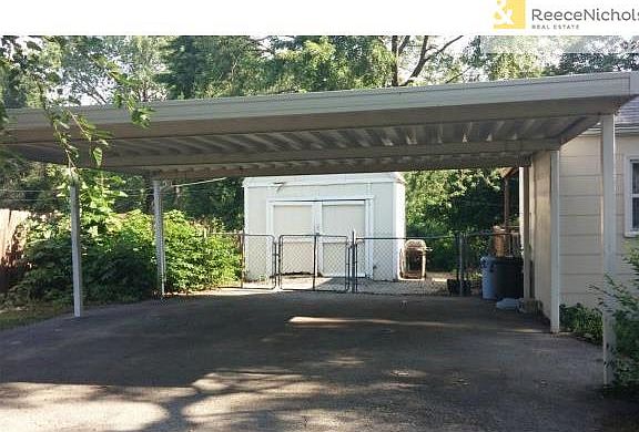 4th image of 6131 Sewell Ave