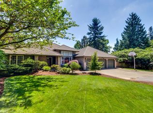 13700 SW Knaus Rd, Lake Oswego, OR 97034