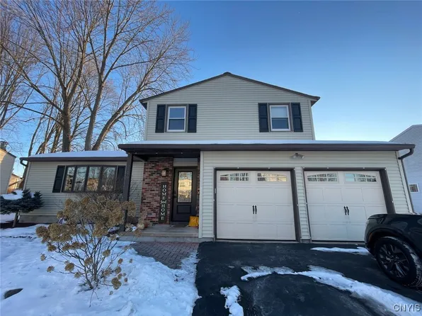 8106 Sloop Dr, Cicero, NY 13039