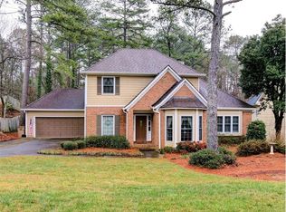 2272 Glenridge Dr, Marietta, GA 30062