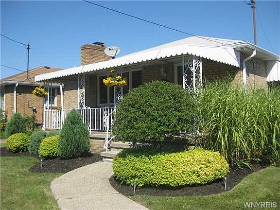 3rd image of 239 Dwyer St