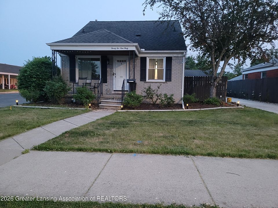 22940 Doremus St, photo 4