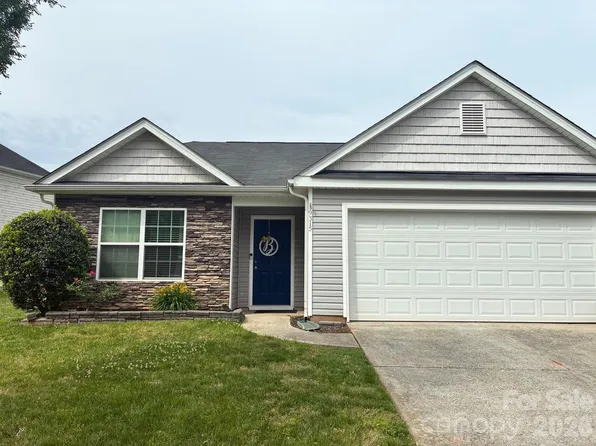 9315 Carrot Patch Dr, Charlotte, NC 28216