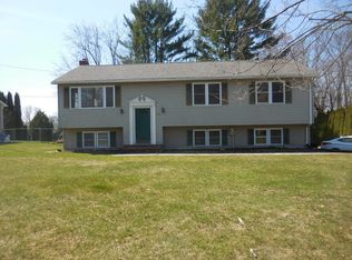 117 Bridle Path Rd, West Springfield, MA 01089