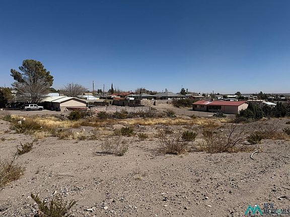 2nd image of W 8th Ave