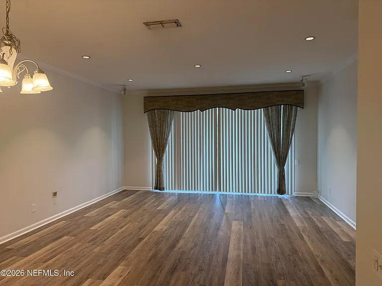 7584 Red Crane Ln — Photo 11