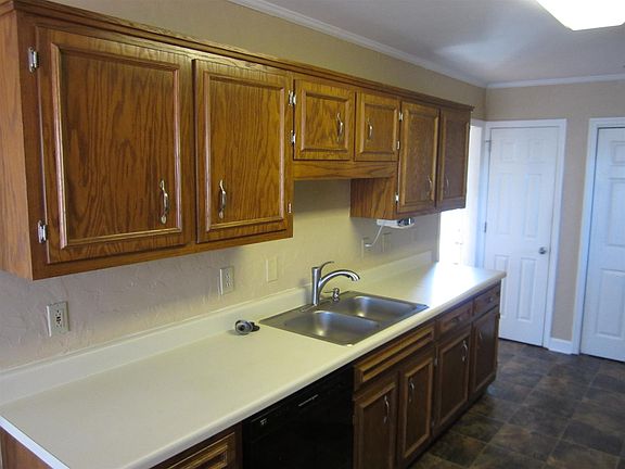 2nd image of 2691 Douglas Ln