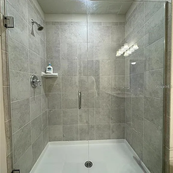 5032 Walker St — Photo 17