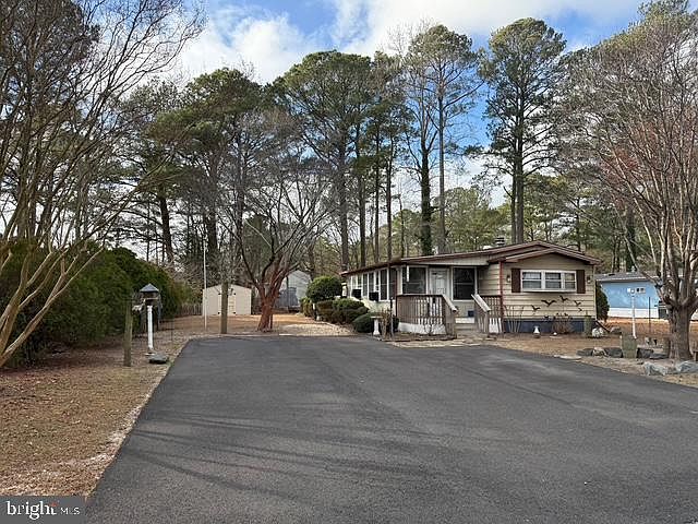 1st image of 34518 Maryland Dr