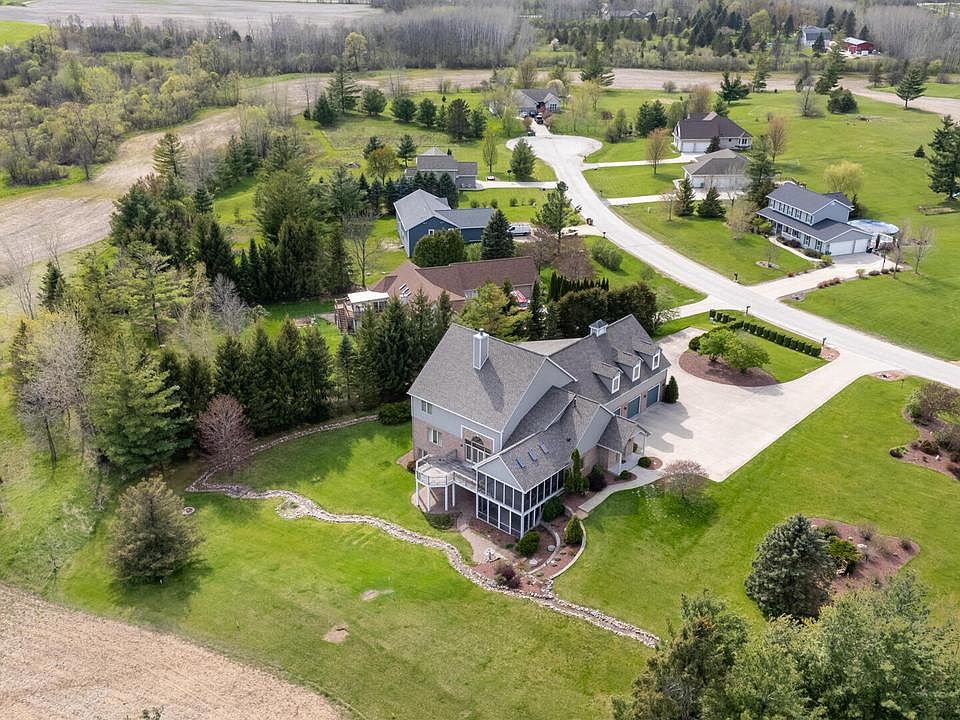 1st image of 7636 Fairway LANE