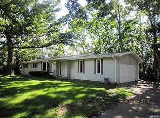 N6665 Tippecanoe Trl, Elkhorn, WI 53121