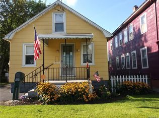 1877 North Ave, Niagara Falls, NY 14305