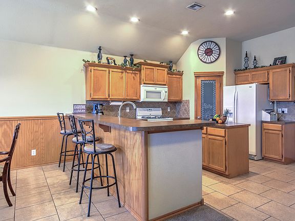 Pantry and center isle
