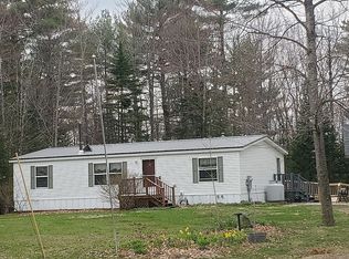 709 Knowlton Corner Rd, Farmington, ME 04938