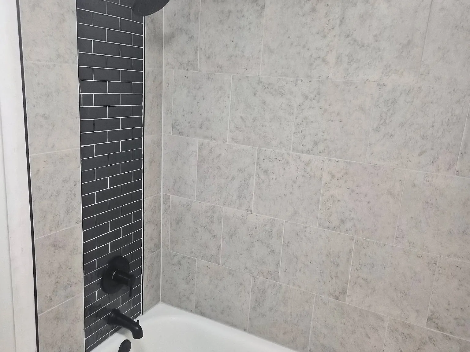 2 bed, 2.5 bath, 1500 sqft, $2,100 — Photo 2