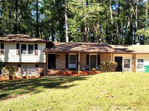 539 Lake Michele Ct, Stone Mountain, GA 30088