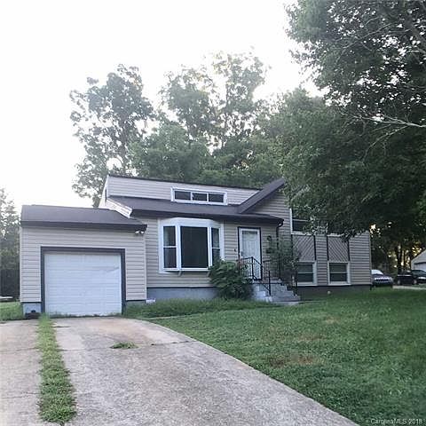 2nd image of 4612 Tewkesbury Rd